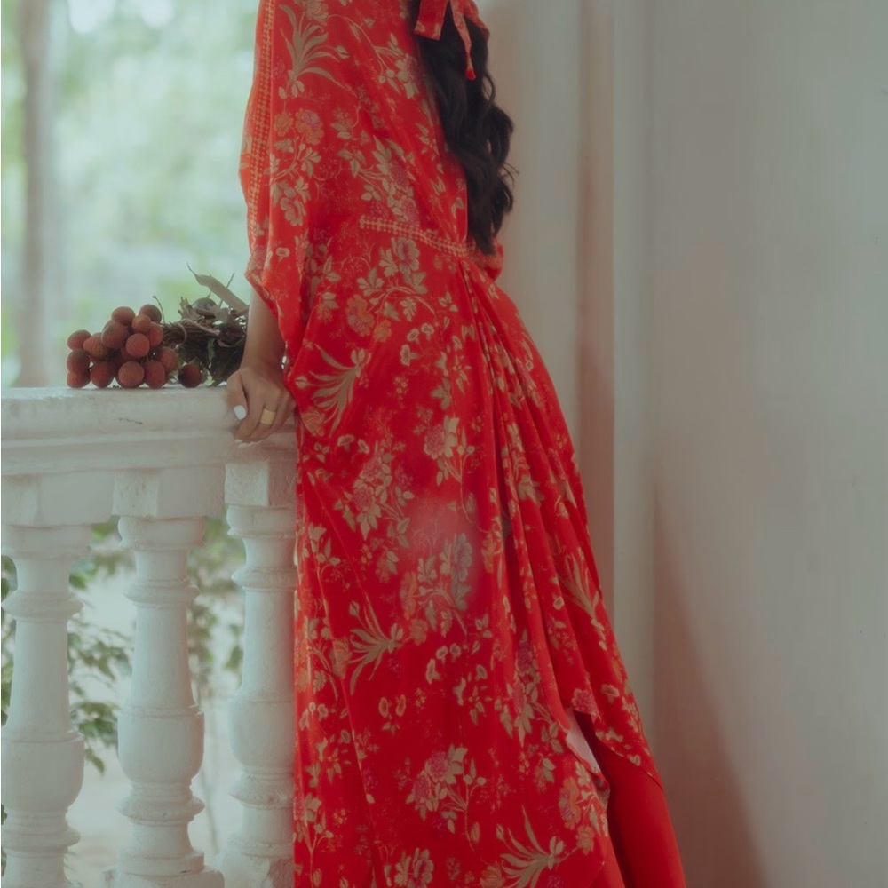 Red Floral Two-Piece Set - Picture 2 of 3